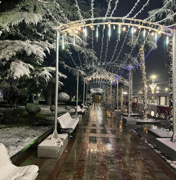 Душ по часам, заборы и лечение на совесть: туристка рассказывает о санаторном отдыхе в Ялте