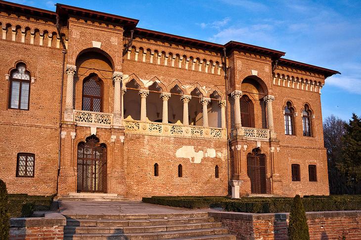 Куда поехать из Бухареста: 15 лучших идей для поездки одного дня