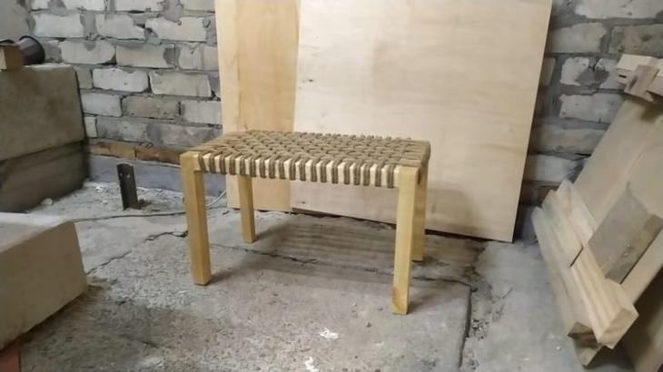 Нужная вещица из пары деревянных брусков и верёвки