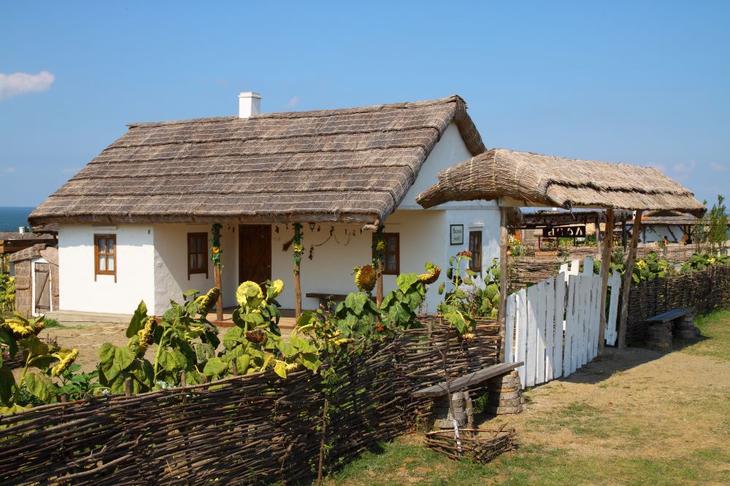 Сказочные места: 12 тематических парков в России