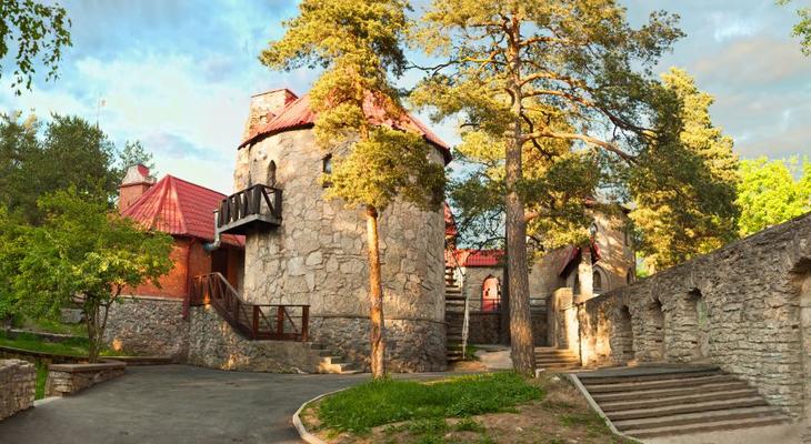 Сказочные места: 12 тематических парков в России