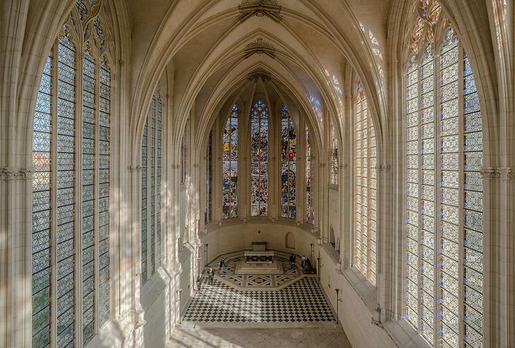 Замки Франции возле Парижа: 10 самых интересных роскошных сооружений