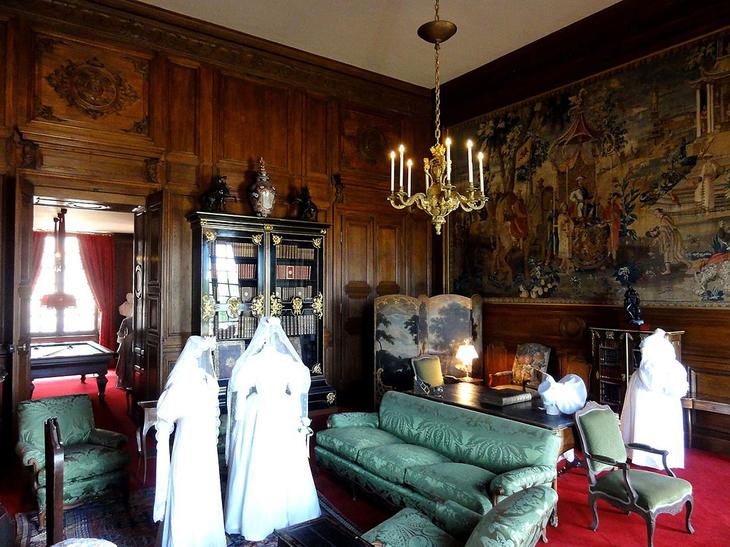 Замки Франции возле Парижа: 10 самых интересных роскошных сооружений