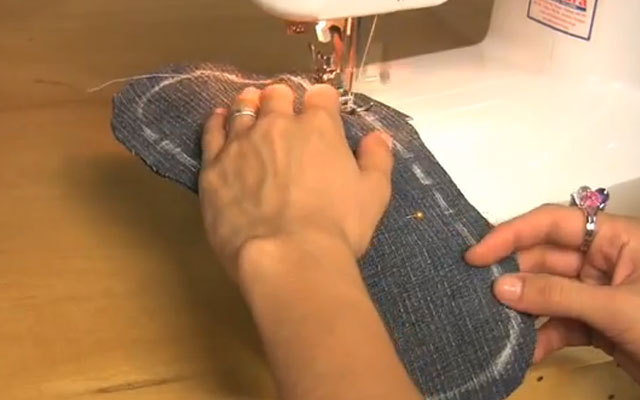 Что можно сделать из старых джинсов