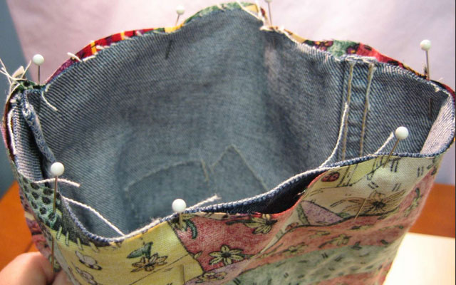 Что можно сделать из старых джинсов