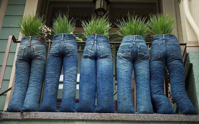 Что можно сделать из старых джинсов