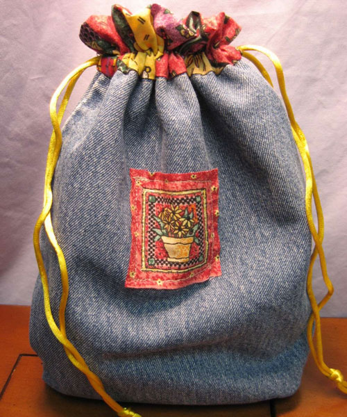 Что можно сделать из старых джинсов