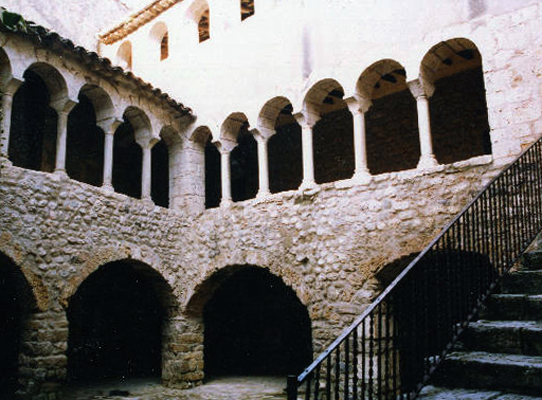 Достопримечательности Бесалу: список, фото и описание