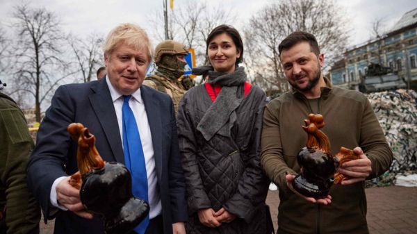 52-й день войны в Украине: погибшие в Мариуполе, Россия запретила въезд Джонсону, минобороны РФ показало кадры с экипажем "Москвы"