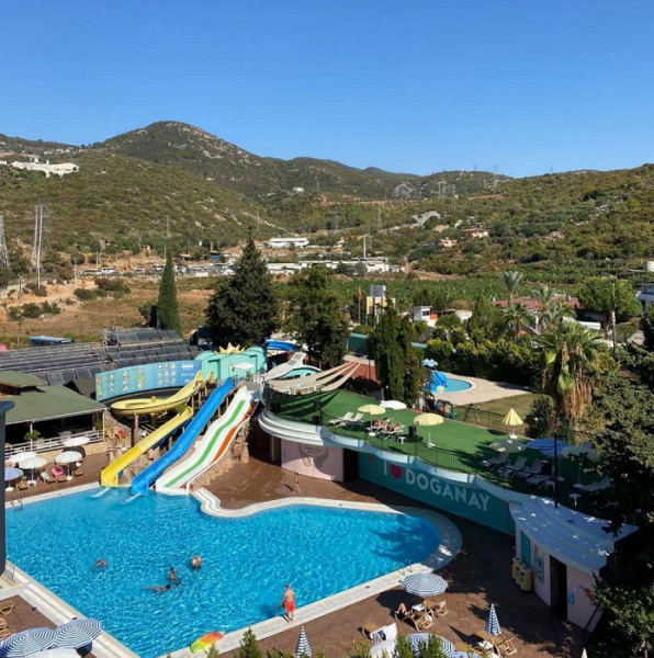 «Купальщиков с каждым днем все больше»: туристка рассказывает об отдыхе в Аланье