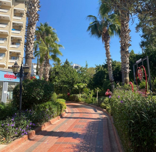 «Купальщиков с каждым днем все больше»: туристка рассказывает об отдыхе в Аланье