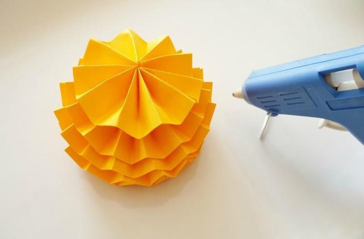 Объемные фрукты из бумаги