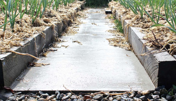 Садовые дорожки своими руками: правила укладки и дизайна