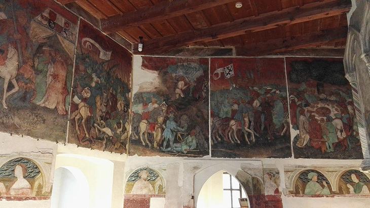 Замок Рункельштайн: дух Средневековья в итальянских альпах