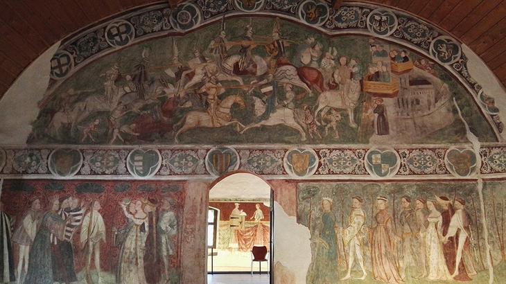 Замок Рункельштайн: дух Средневековья в итальянских альпах