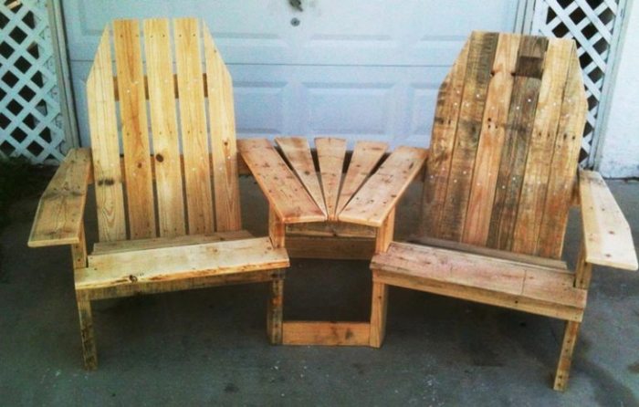 20 идей, как обустроить дачный участок при помощи деревянных поддонов