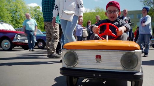 ЦБ пытается запустить экономику, Путин вспоминает "люксус-класс", россияне бьют рекорды на Avito. Главные экономические новости дня