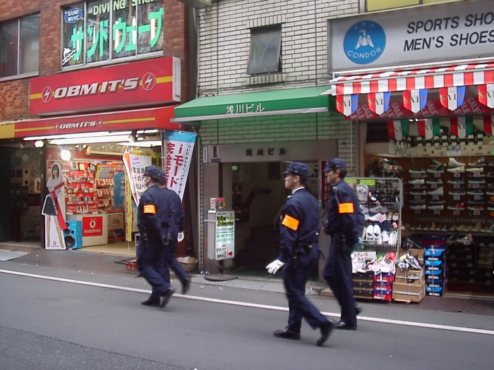 6 удивительных для россиян фактов о японской полиции, о которых рассказали жители Токио