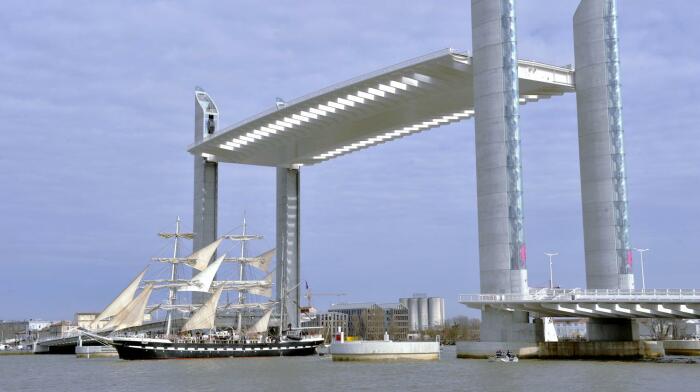 9 мостов-трансформеров, впечатляющих неординарным решением