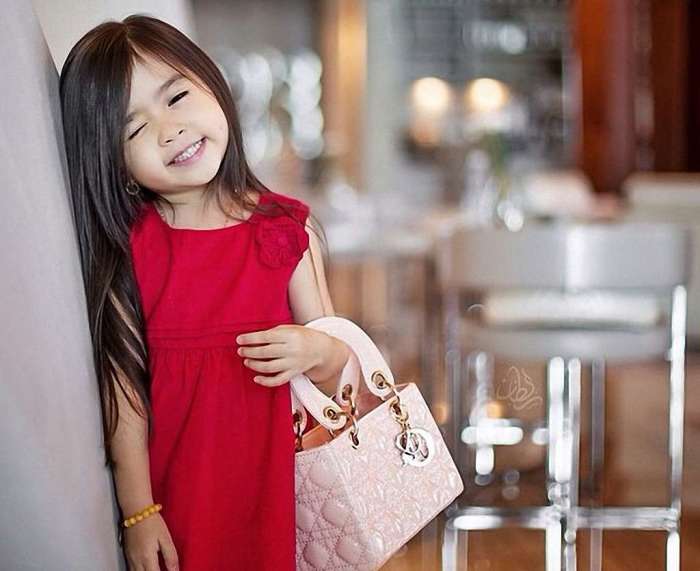 Как повторно использовать дамскую сумочку, если она уже немодная, а выбросить жалко