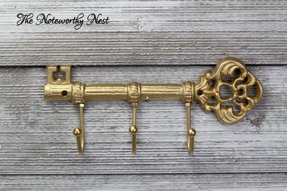 Ключница настенная: оригинальные идеи дизайна