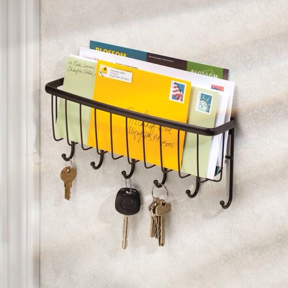 Ключница настенная: оригинальные идеи дизайна