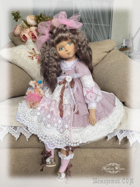 Коллекционная текстильная кукла