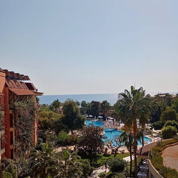 «На всем пытаются экономить»: россиянка делится отзывом об отдыхе в Турции