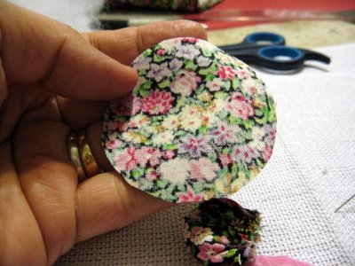 Шьем сами держатель для салфеток в технике йо-йо