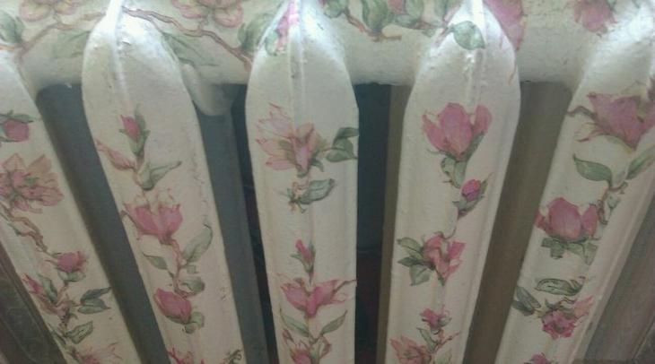 Техника декупажа стен: этапы выполнения и применение в разных комнатах