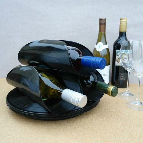 Удивительные примеры превращения ненужного хлама в полезные вещи для дома и сада