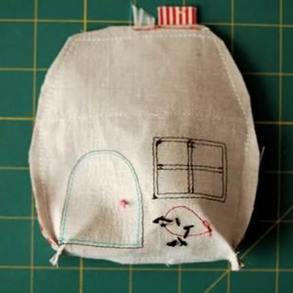 Уютные домики из лоскутков