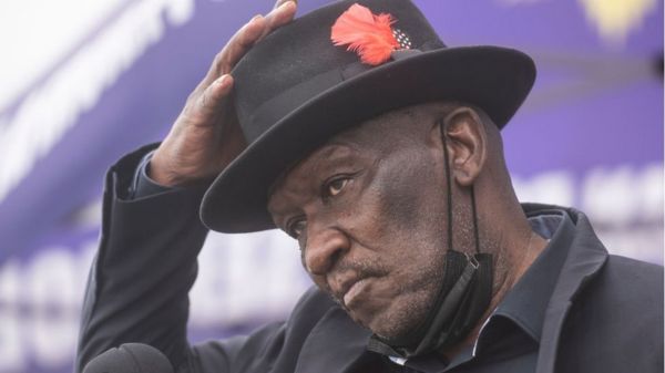 В ночном клубе в ЮАР обнаружены мертвыми 22 человека. Власти пытаются выяснить причину их смерти