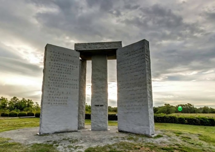 6 загадочных и завораживающих скульптур, чей скрытый смысл не до конца расшифрован