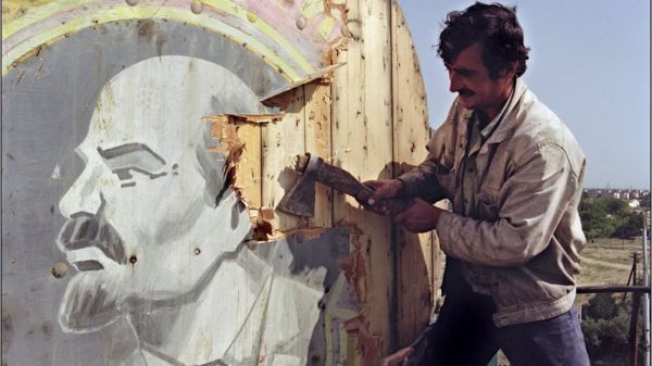 Почему в Азербайджане много русских школ? И плохо ли это?