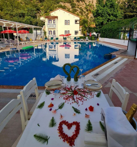 «Кемер сейчас больше напоминает Анапу»: отзыв об отдыхе в Турции