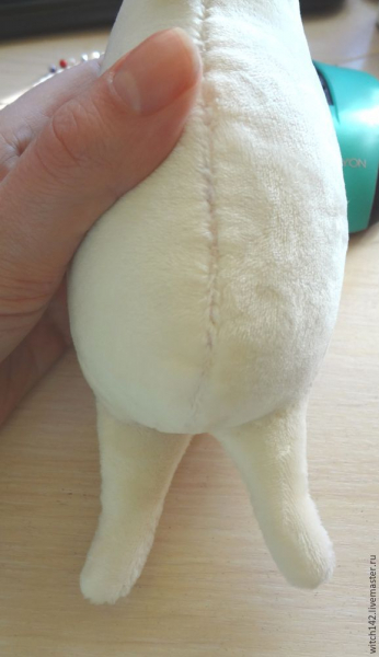 Шьем своими руками карманного зверька Мышонка-почтальона