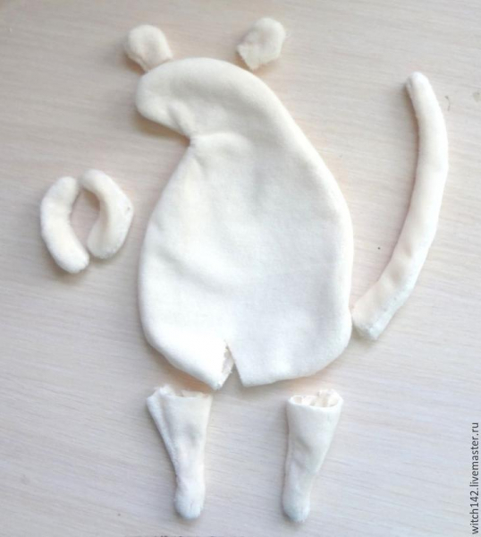 Шьем своими руками карманного зверька Мышонка-почтальона