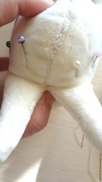 Шьем своими руками карманного зверька Мышонка-почтальона