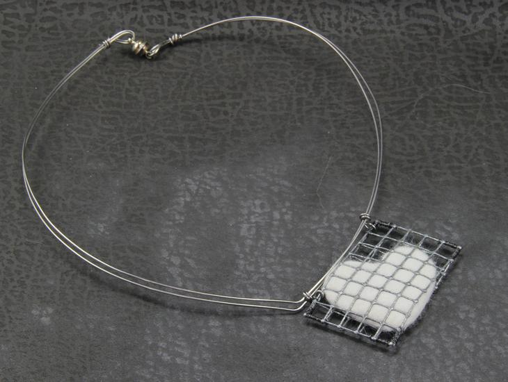 Украшения из шерсти кота