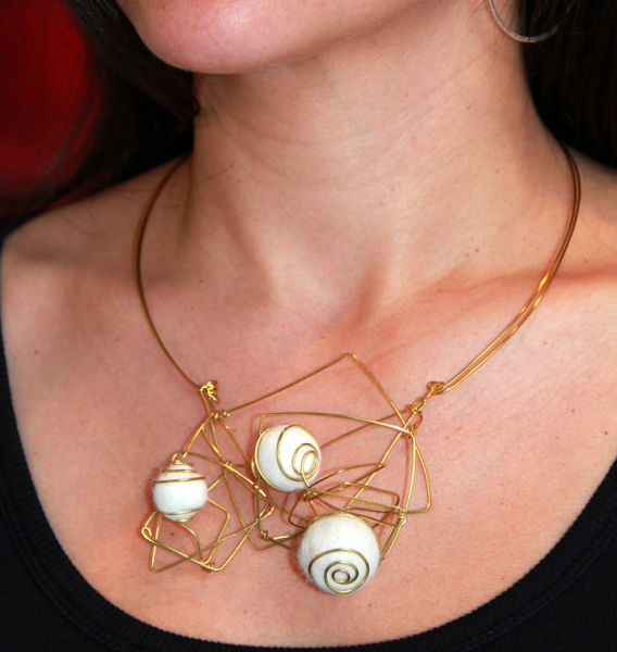 Украшения из шерсти кота