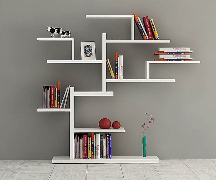 28 впечатляющих идей, как вдохнуть новую жизнь в привычный интерьер с помощью крутых полок