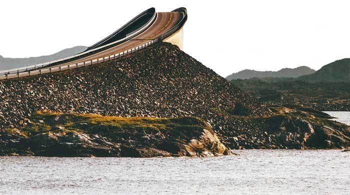 9 самых захватывающих дорог нашей планеты