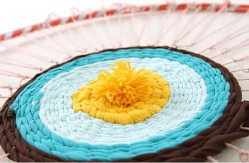 Коврик из старых футболок