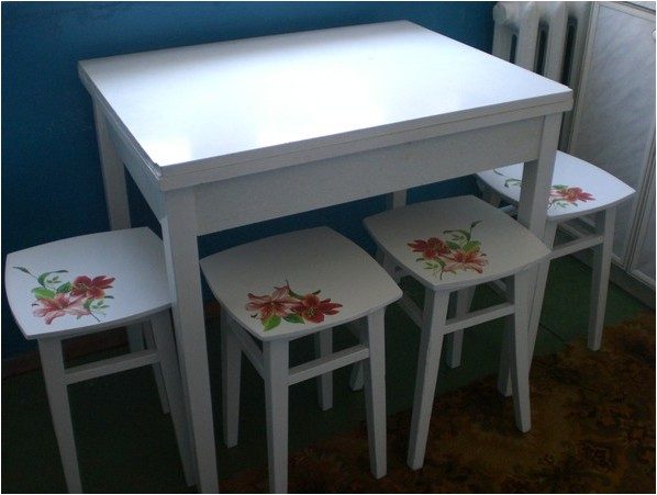 Вторая жизнь старых стульев