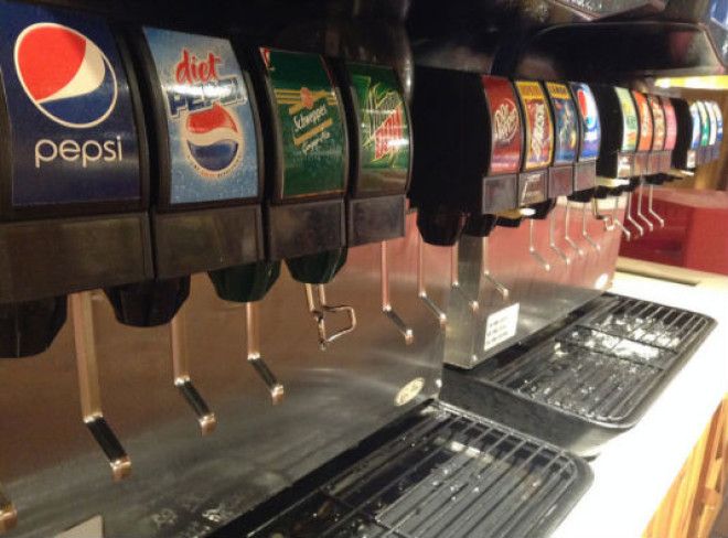 10 фактов о фастфуде, о которых работники предпочитают умалчивать