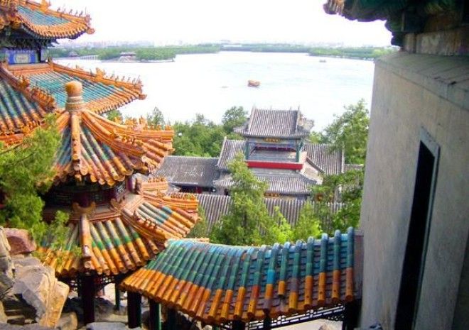 10 самых прекрасных королевских дворцов в мире