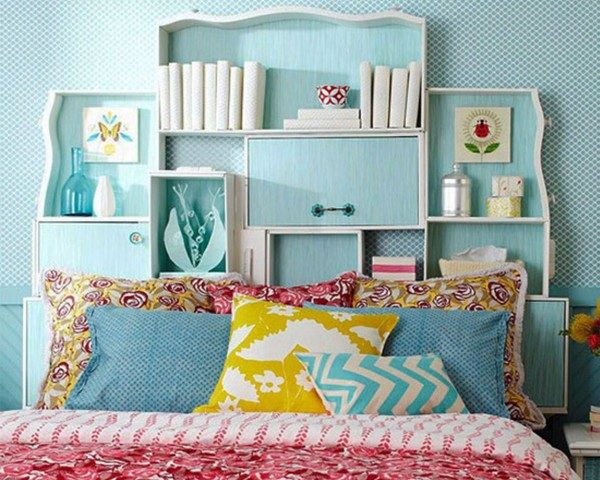 Интересные идеи стильного оформления изголовья кровати