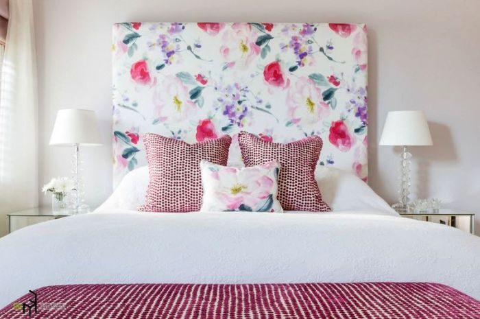 Интересные идеи стильного оформления изголовья кровати