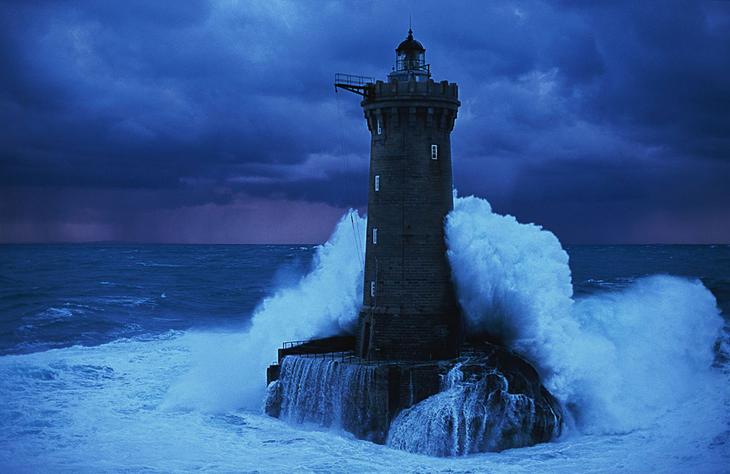 Маяки &mdash; путеводные огни для кораблей